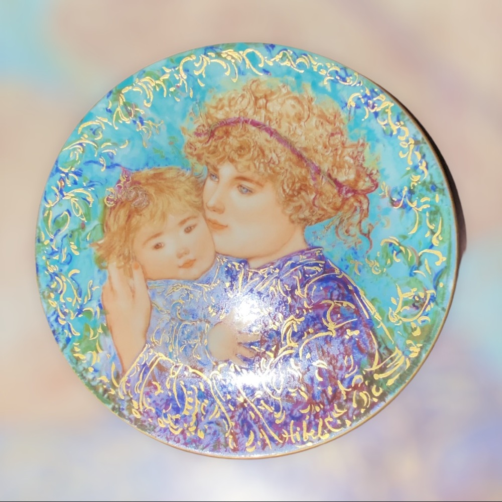 Edna Hibel Mother’s Day Collector’s Plate.